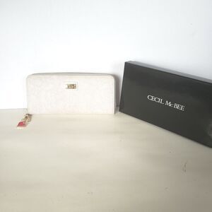 Cecil McBee Wallet Gray‎ Floral Large Long Card Bill Holder Clutch Zip Around